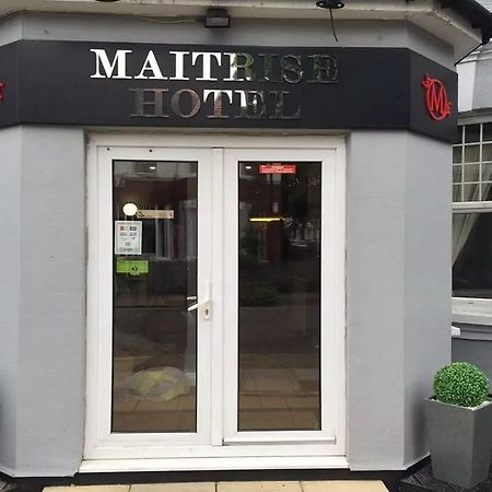 Maitrise Hotel Wembley Exterior photo